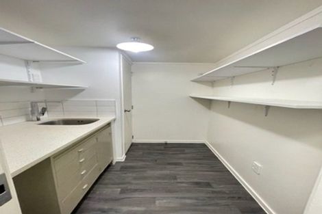 Photo of property in 58 Wirihana Road, Titirangi, Auckland, 0604