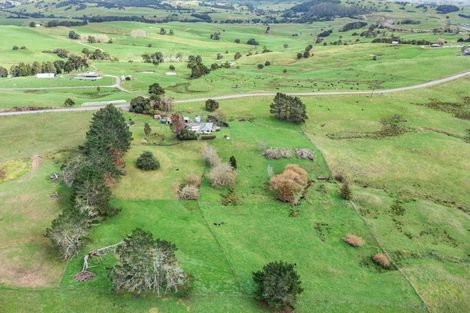Photo of property in 101 Russek Road, Waiotira, 0193