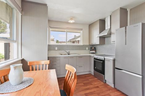 Photo of property in 11 Freebairn Street, Redwood, Christchurch, 8051