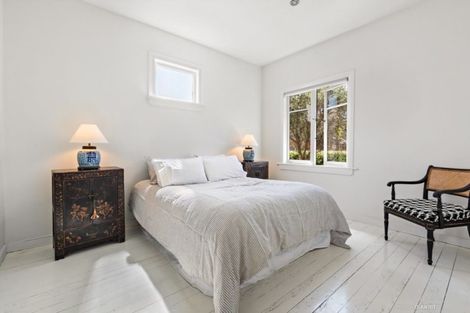 Photo of property in 20 Mantell Street, Seatoun, Wellington, 6022