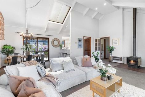 Photo of property in 4 Earnslaw Terrace, Queenstown, 9300