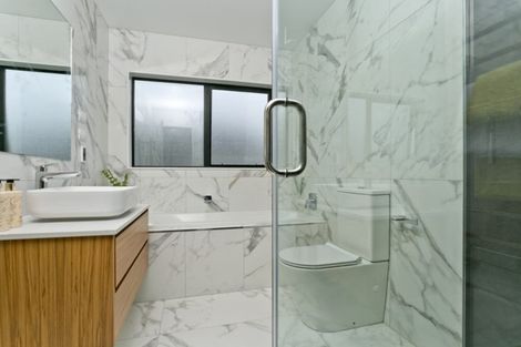 Photo of property in 9 Keel Street, Long Bay, Auckland, 0630