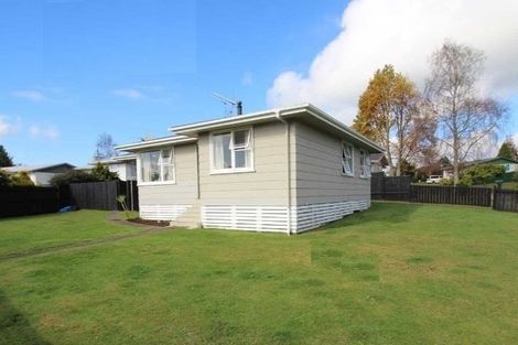 Photo of property in 50 Kaka Crescent, Tokoroa, 3420
