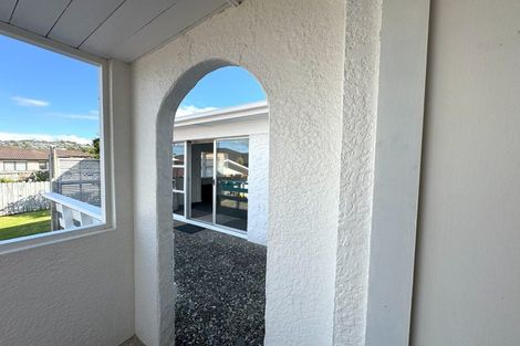 Photo of property in 10 Russell Avenue, Pukekohe, 2120