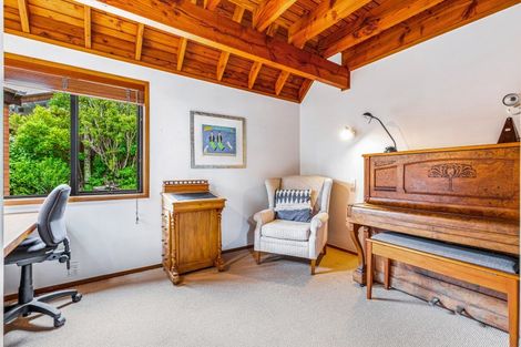 Photo of property in 3 Park Rise, Campbells Bay, Auckland, 0630