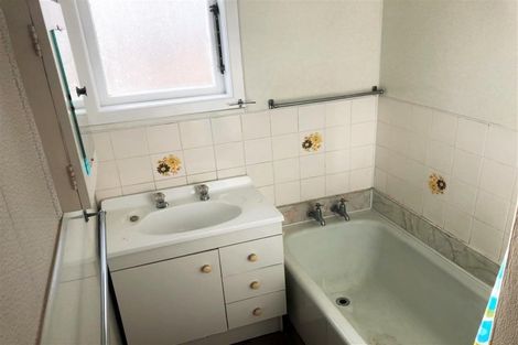 Photo of property in 11 Poto Street, Te Atatu South, Auckland, 0610