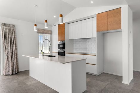 Photo of property in 1 Kermadec Crescent, Waipu, 0510