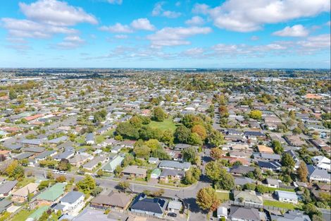 Photo of property in 73 Dunedin Street, Redwood, Christchurch, 8051