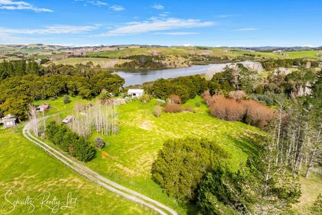 Photo of property in 227 Mountain Road, Maungaturoto, 0587