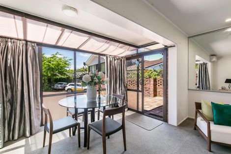 Photo of property in 2/83 Uxbridge Road, Cockle Bay, Auckland, 2014