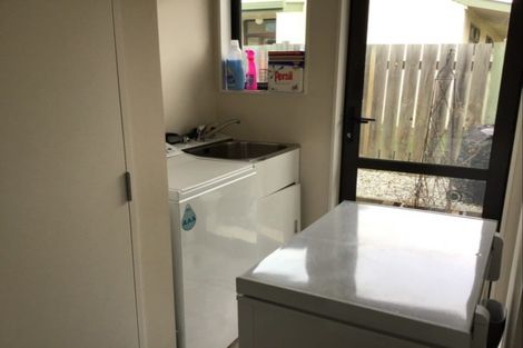 Photo of property in 100 Barry Avenue, Cromwell, 9310