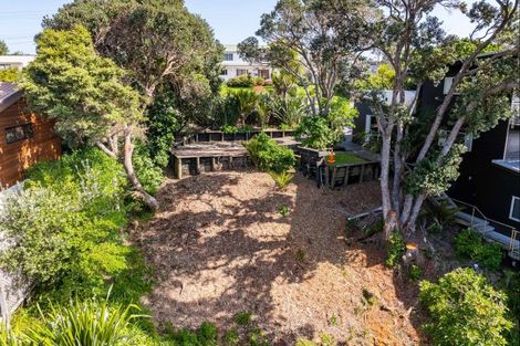Photo of property in 1123 Cove Road, Langs Beach, Waipu, 0582
