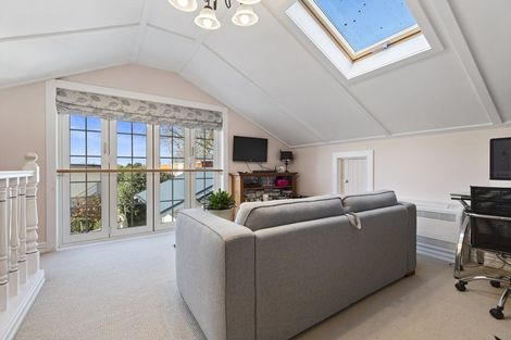 Photo of property in 1 Fow Street, Hamilton Central, Hamilton, 3204