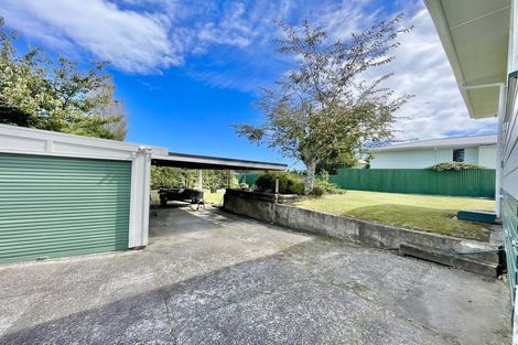 Photo of property in 10 Ruru Place, Tokoroa, 3420