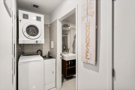 Photo of property in 2-06/424 Maunganui Road, Mount Maunganui, 3116