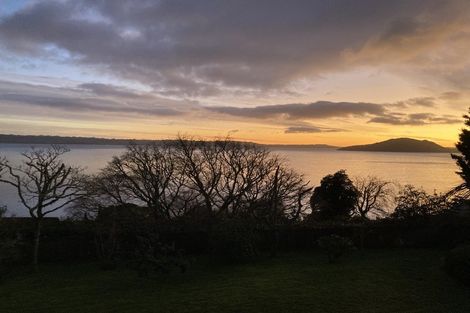 Photo of property in 18 Vista Place, Kawaha Point, Rotorua, 3010