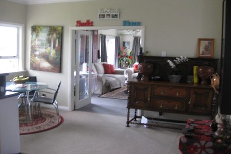 Photo of property in 32 Queen Street, Dannevirke, 4930