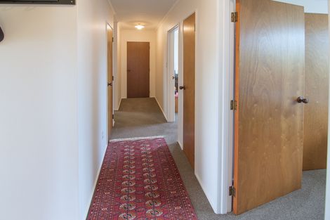 Photo of property in 1 Lowes Place, Solway, Masterton, 5810