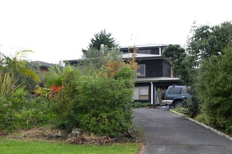 Photo of property in 9 Coates Road, Cockle Bay, Auckland, 2014
