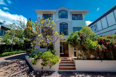 Photo of property in 16g Hobson Street, Thorndon, Wellington, 6011