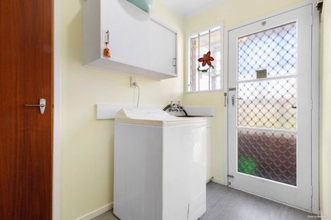 Photo of property in 2/3 Parker Avenue, New Lynn, Auckland, 0600