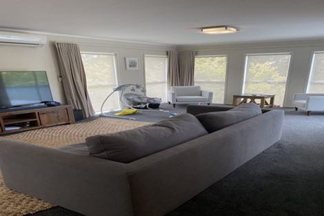 Photo of property in 1 John Downs Drive, Browns Bay, Auckland, 0630