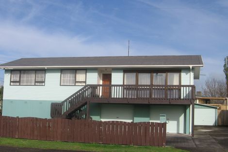 Photo of property in 49 Orion Street, Papakura, 2110