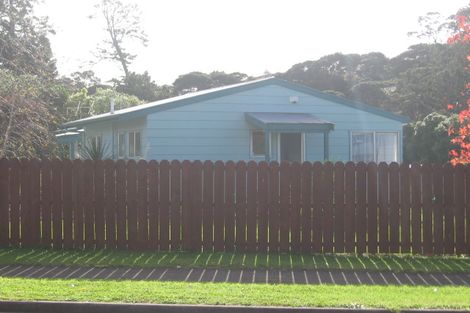 Photo of property in 8 Taranui Place, Henderson, Auckland, 0612