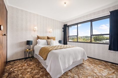 Photo of property in 2/723 Beach Road, Browns Bay, Auckland, 0630