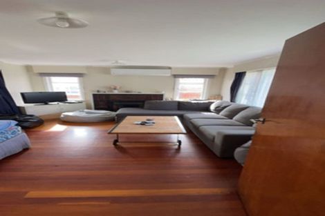 Photo of property in 33 Rogan Street, Mount Roskill, Auckland, 1041