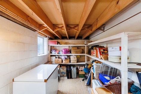 Photo of property in 34 Pinedale Parade, Milson, Palmerston North, 4414