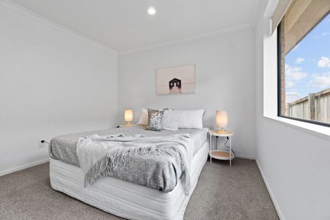 Photo of property in 90a Ridge Road, Howick, Auckland, 2014