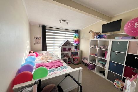 Photo of property in 46 Marendellas Drive, Bucklands Beach, Auckland, 2014