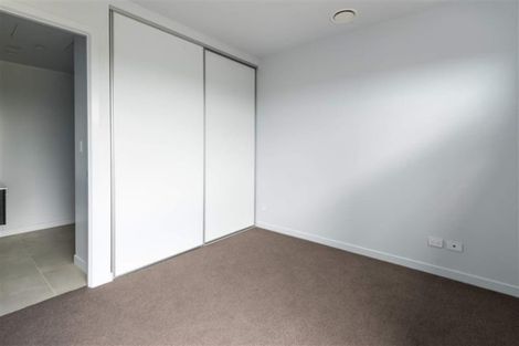 Photo of property in Frank Sargeson Apts, 402/80 Anzac Street, Takapuna, Auckland, 0622