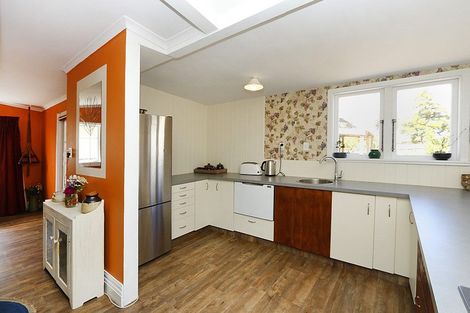 Photo of property in 33 Tayler Street, Eltham, 4322