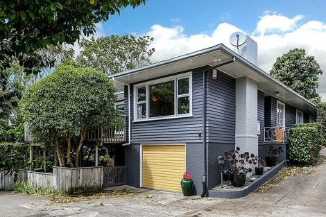 Photo of property in 3a Barrett Street, Westown, New Plymouth, 4310