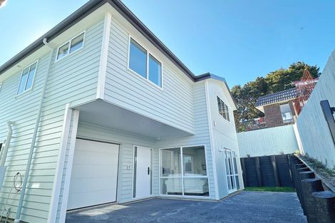 Photo of property in 17b Kathleen Street, Totara Vale, Auckland, 0627