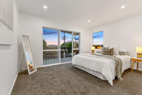 Photo of property in 74 Waimumu Road, Massey, Auckland, 0614