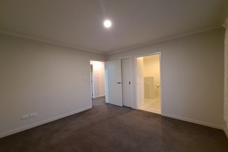 Photo of property in 33 Clemow Road, Fitzroy, New Plymouth, 4312