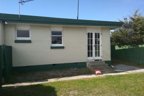 Photo of property in 91 Palmers Road, New Brighton, Christchurch, 8083