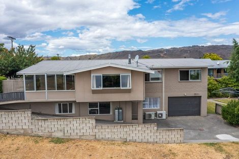 Photo of property in 72 Royal Terrace, Alexandra, 9320