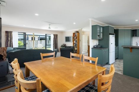 Photo of property in 6 Papaunahi Road, Bowentown, Waihi Beach, 3177