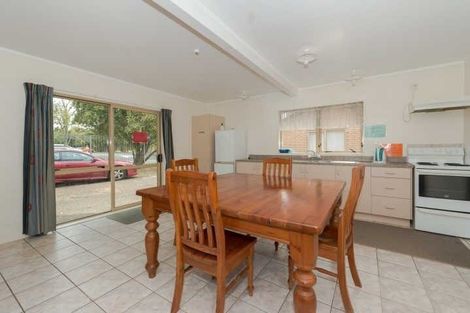 Photo of property in Baffles House, 4 Baffles Crescent, Silverdale, Hamilton, 3216