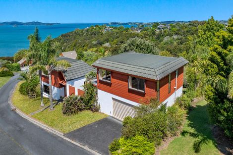 Photo of property in 14 Kotare Place, Sandspit, Warkworth, 0982