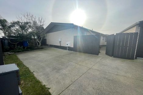 Photo of property in 215 Parklands Avenue, Bell Block, New Plymouth, 4312