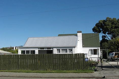 Photo of property in 17 Maude Street, Waimate, 7924