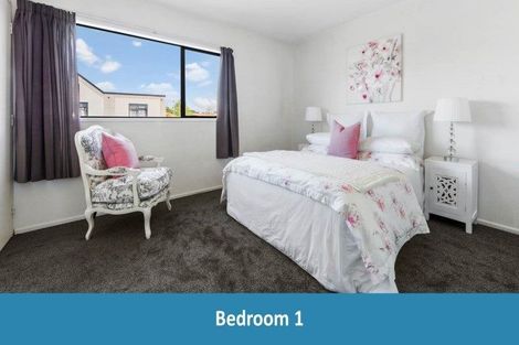 Photo of property in 3/1 Briar Way, New Lynn, Auckland, 0600