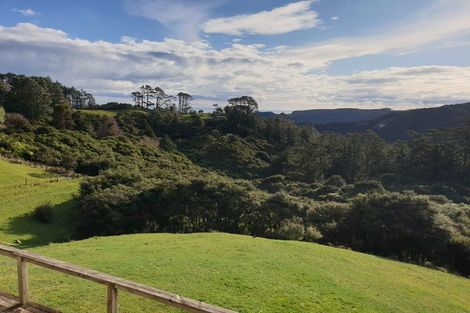 Photo of property in 152 Lone Kauri Road, Karekare, New Lynn, 0772
