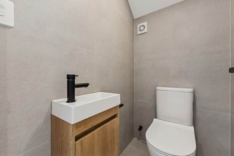 Photo of property in 20 Waimarie Drive, Karaka, 2578