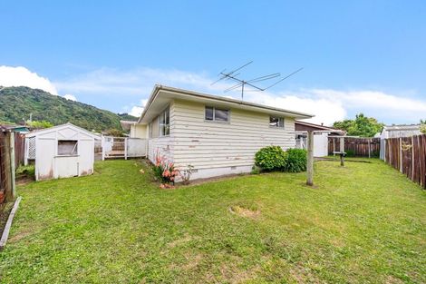 Photo of property in 20 Haylock Grove, Totara Park, Upper Hutt, 5018